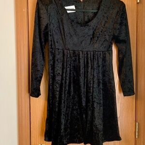 BYER TOO! CALIFORNIA LONG SLEEVE FAUX BLACK CRUSHED VELVET DRESS SIZE 3